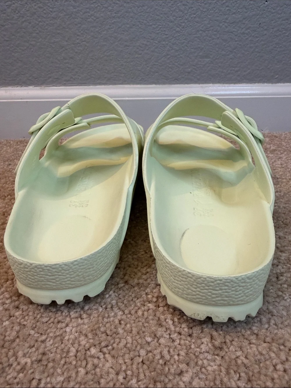 Birkenstock Two-Buckle Arizona Essentials EVA Slides in Faded Lime EU 39 - Picture 5 of 8